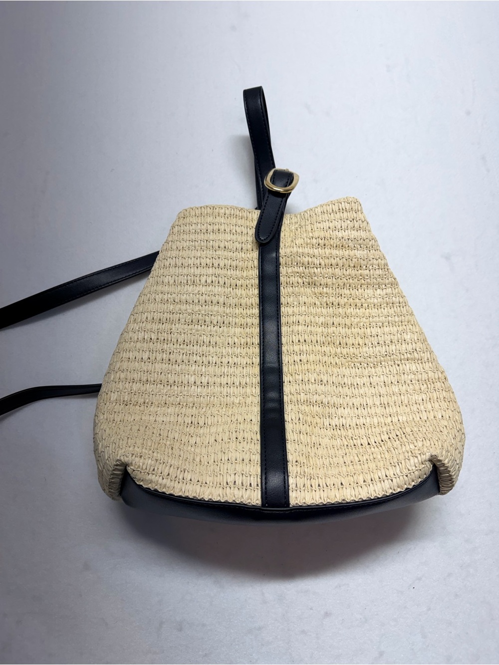Old navy Cream & tan woven straw tote bag with black leather straps
